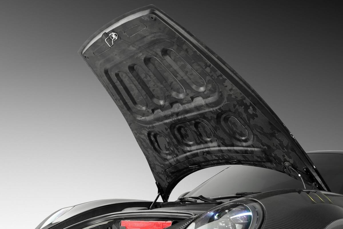 Porsche 992 Stinger GTR Carbon Edition