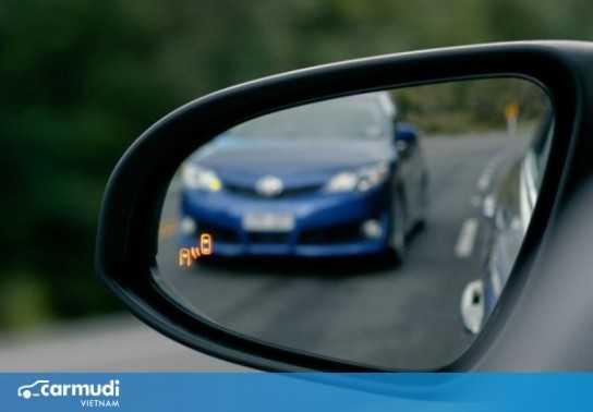 Kỹ thuật tránh nhau và căn chỉnh vị trí xe trên đường