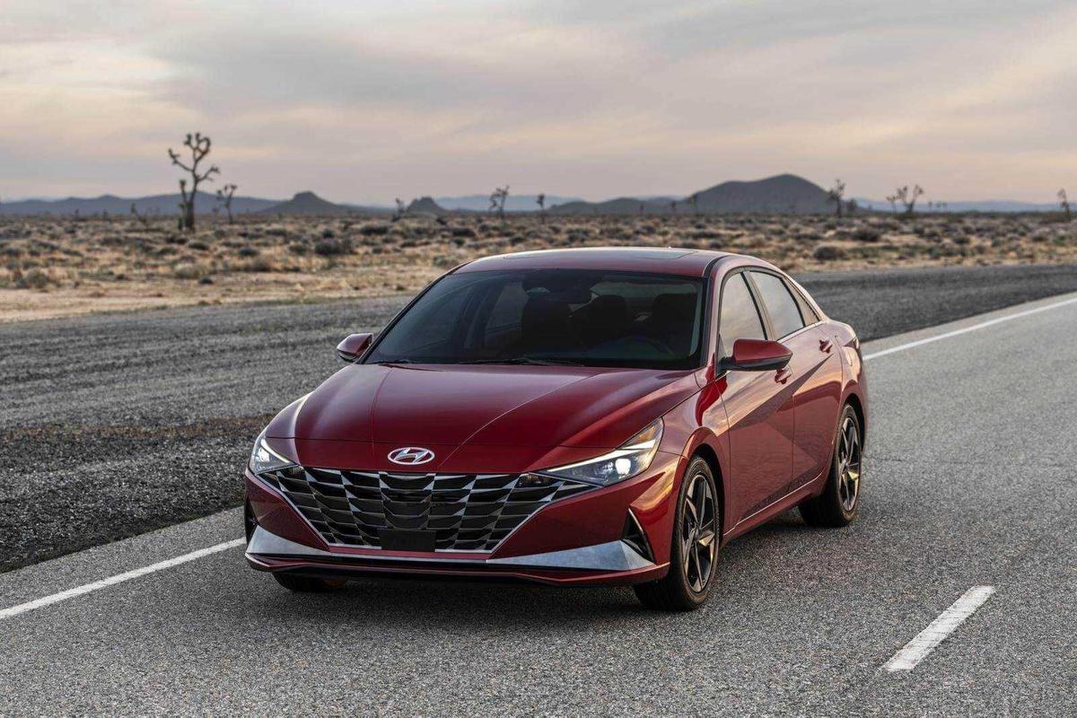 Hyundai Elantra đậm chất thể thao