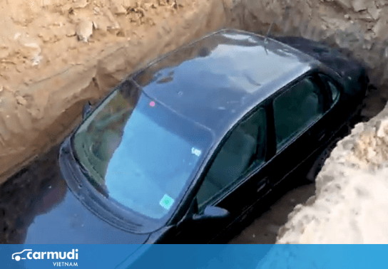 Điều gì xảy ra khi ô tô bị chôn vùi xuống đất trong 6 tháng?
