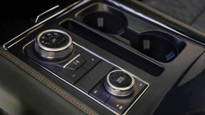 Ford Expedition 2022 có thêm tính năng trợ lý ảo là hệ thống Ford BlueCruise