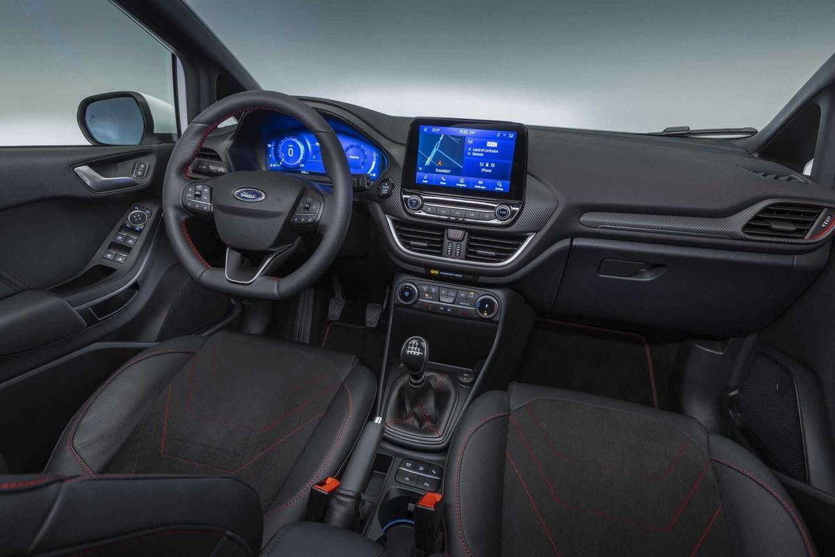 Khoang nội thất xe Ford Fiesta 2022
