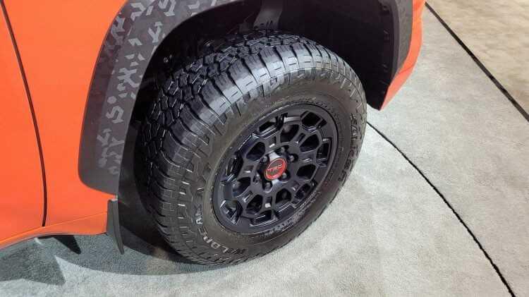 Bộ m&acirc;m xe Toyota Tundra 2022