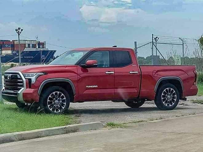 Xe b&aacute;n tải Toyota Tundra 2022 ảnh thực tế