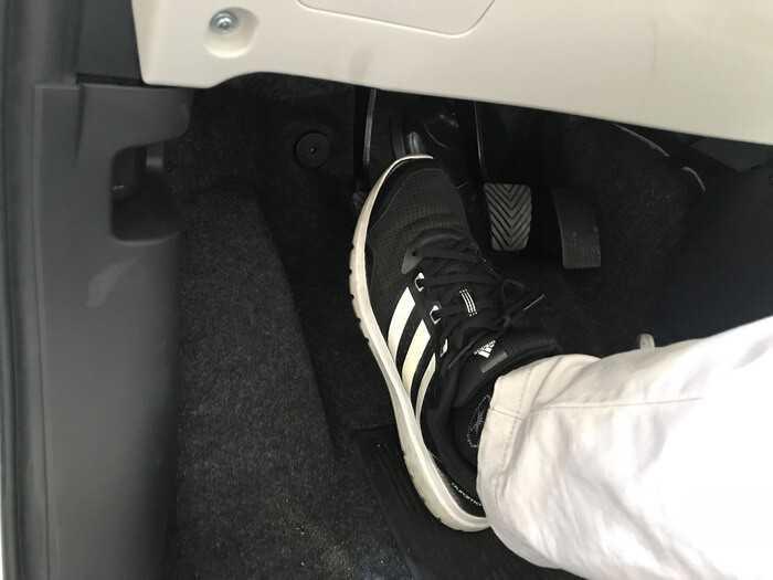 C&aacute;ch chạy xe số s&agrave;n