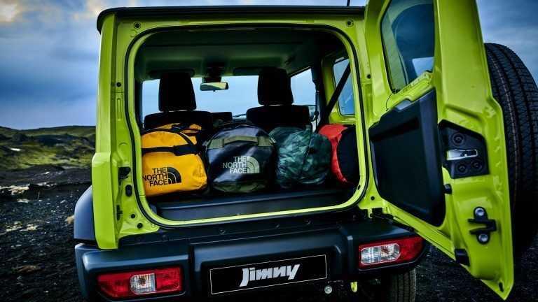 Các tính năng an toàn tiêu chuẩn trên Jimny 2021 ở mức cơ bản.
