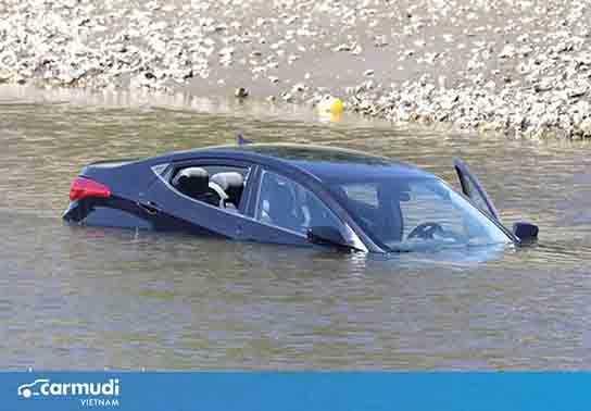 Quy định chủ xe không được từ bỏ tài sản được bảo hiểm