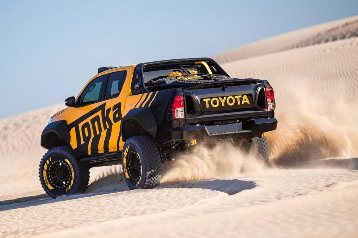 Toyota Hilux Tonka Concept kh&ocirc;ng được trưng b&agrave;y tại c&aacute;c đại l&yacute;, nhưng sẽ xuất hiện trong c&aacute;c chương tr&igrave;nh, sự kiện trải nghiệm thực tế xung quanh Australia..