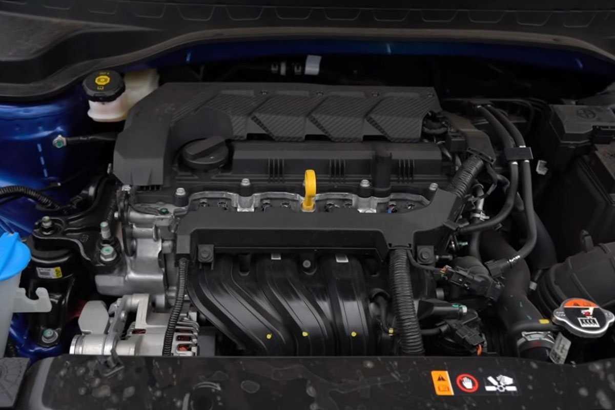 Kia Sonet 2022 là khối động cơ máy xăng Smartstream 1.5L