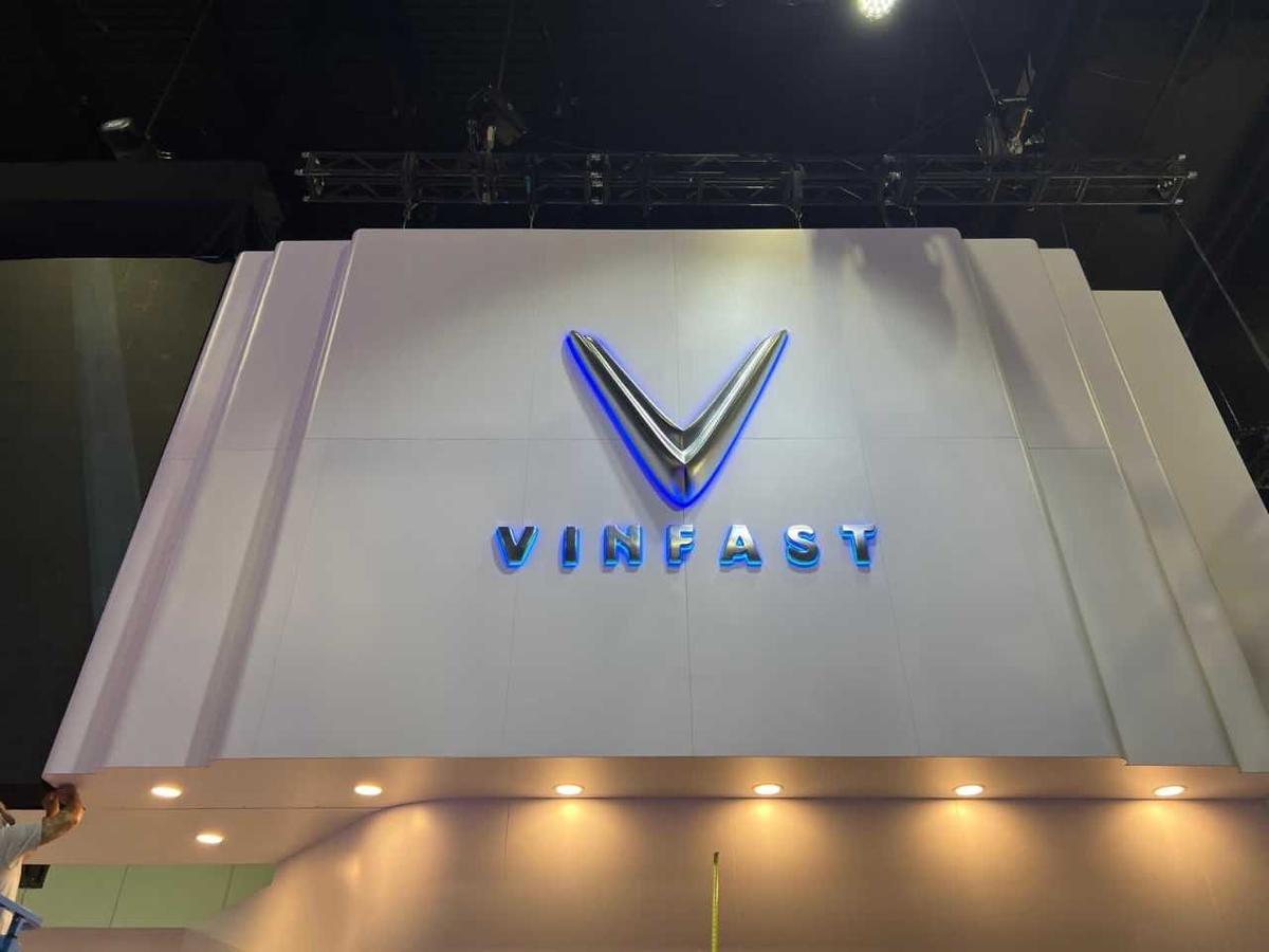 Gian hàng VinFast tại triển lãm Los Angeles Auto Show 2021