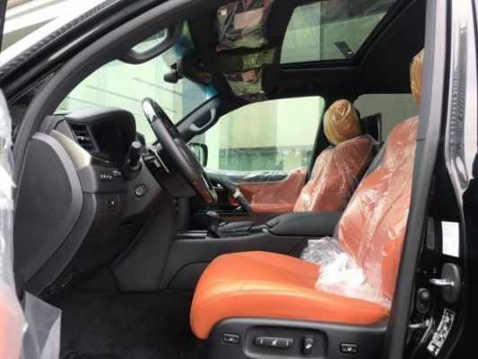 Nội thất, tiện nghi Lexus LX 570