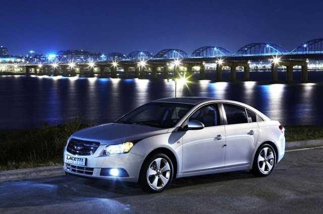 CDX l&agrave; phi&ecirc;n bản cao cấp nhất trong c&aacute;c d&ograve;ng Lacetti tại Việt Nam