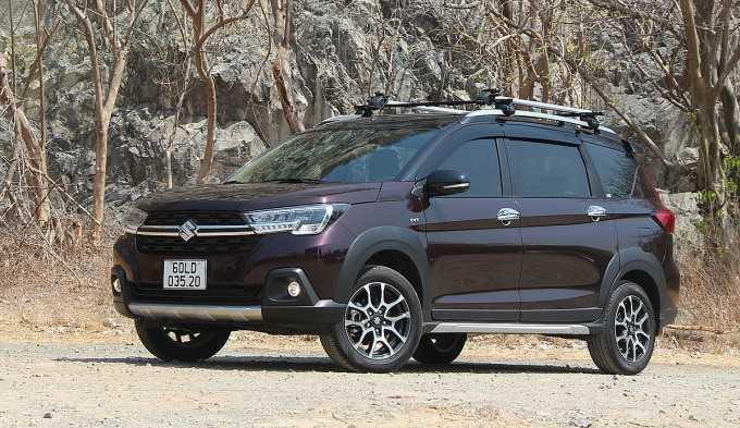 Suzuki XL7 gi&aacute; 590 triệu đồng