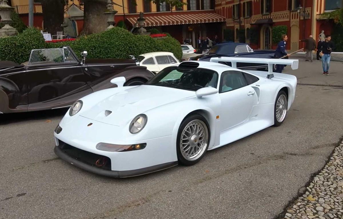 Porsche 911 GT1 Stra&szlig;enversion