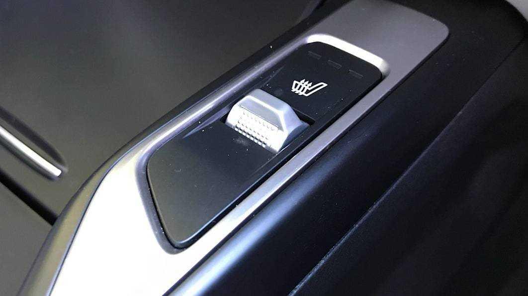 10 t&iacute;nh năng xe hơi kh&aacute;ch h&agrave;ng y&ecirc;u th&iacute;ch nhất