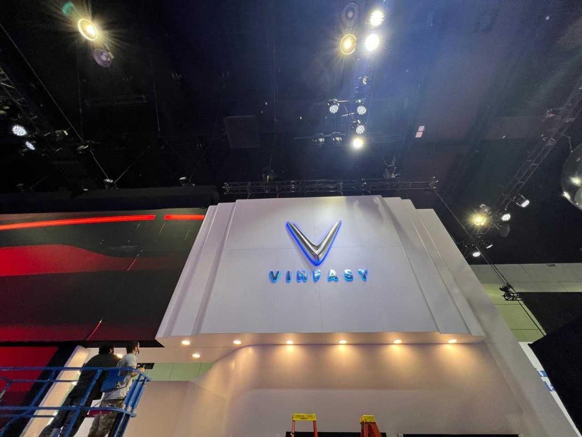 Gian hàng VinFast tại triển lãm Los Angeles Auto Show 2021