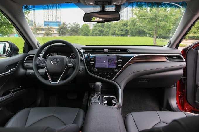 Nội thất Toyota Camry 2.5Q