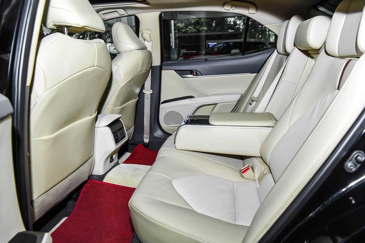 Nội thất Toyota Camry