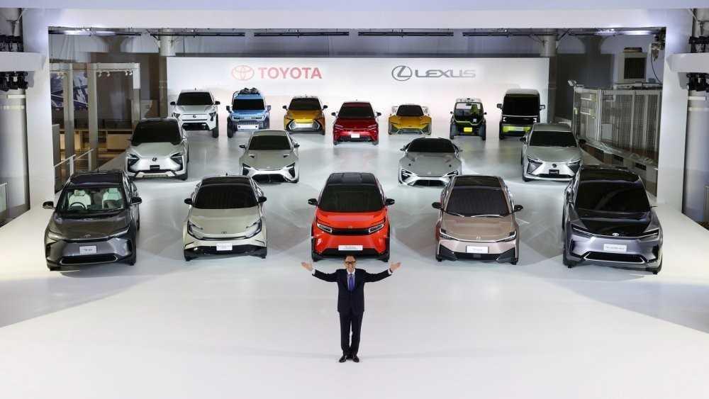 Toyota g&acirc;y sốc khi ra mắt c&ugrave;ng l&uacute;c 16 mẫu &ocirc; t&ocirc; điện 7