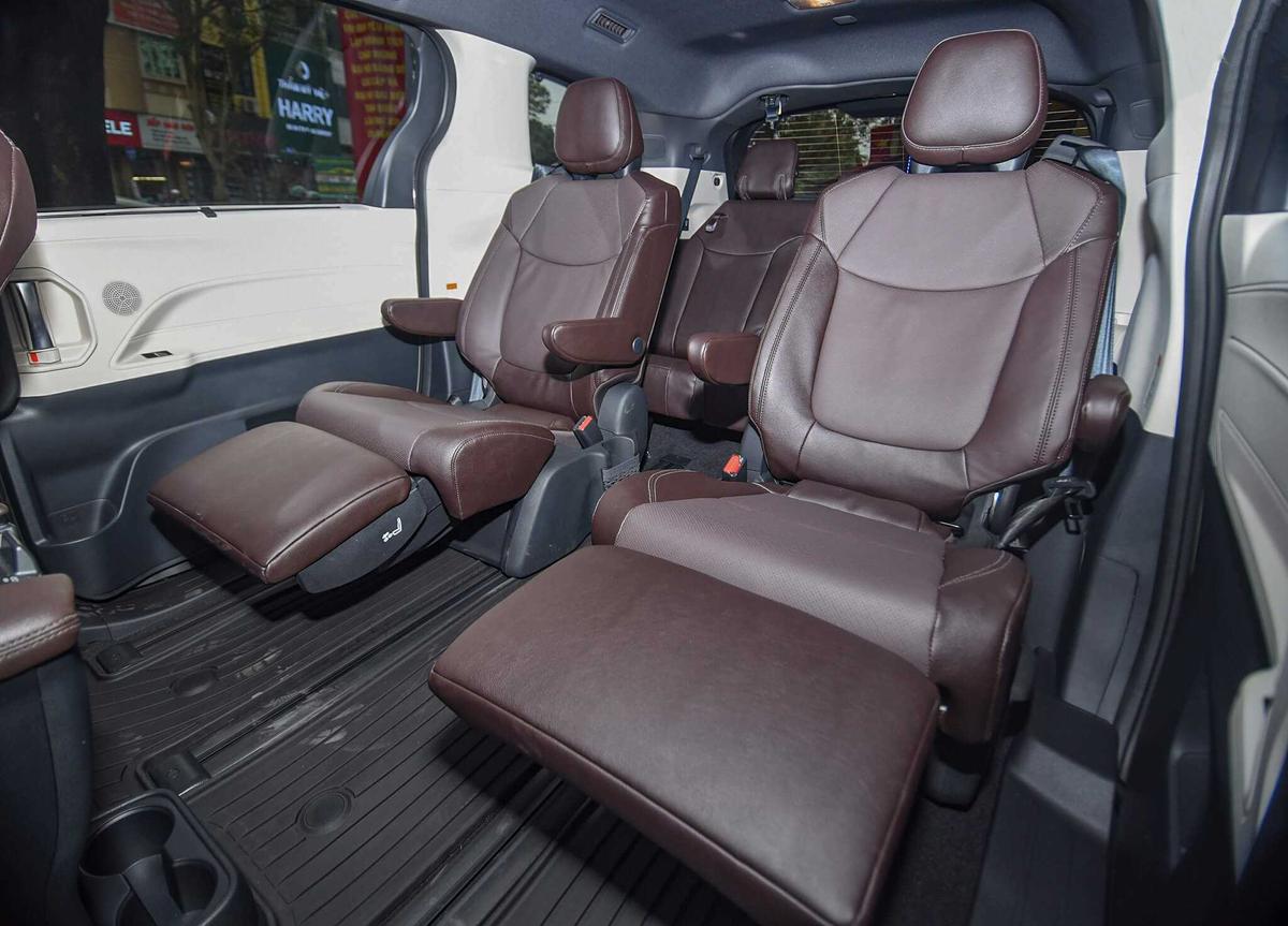 Nội thất Toyota Sienna