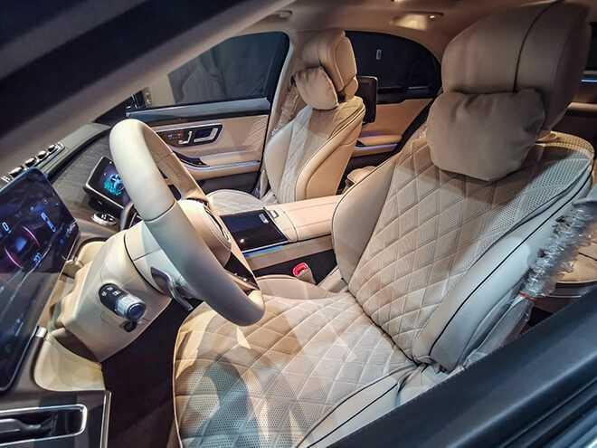 Khoang nội thất rộng rãi nhờ kích thước lớn