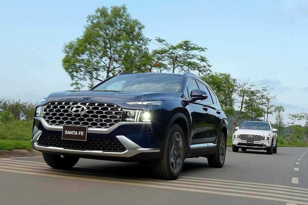 Hyundai Santa Fe giữ vững ng&ocirc;i đầu nh&oacute;m SUV hạng D
