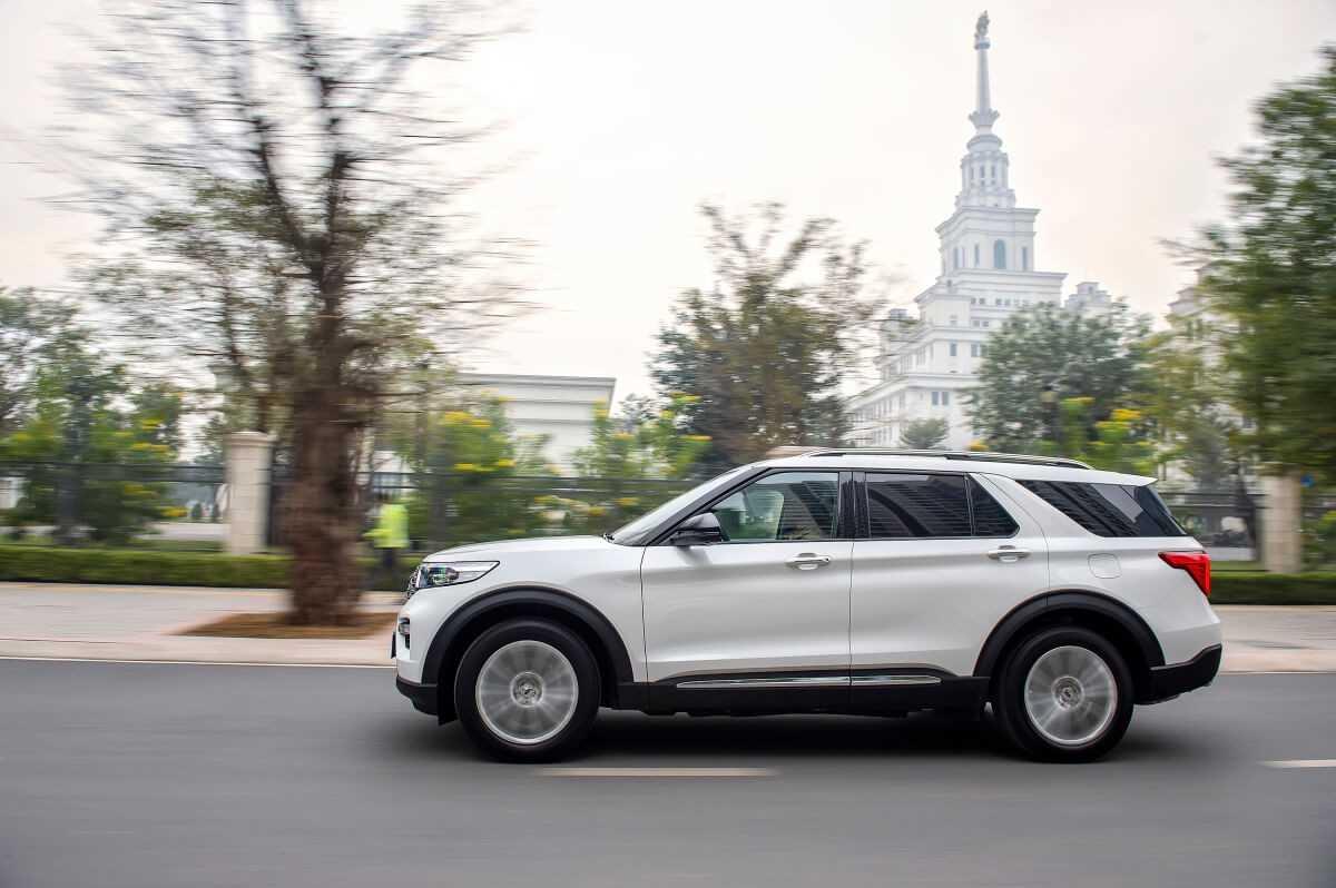 Ngoại hình trẻ trung của Ford Explorer 2022