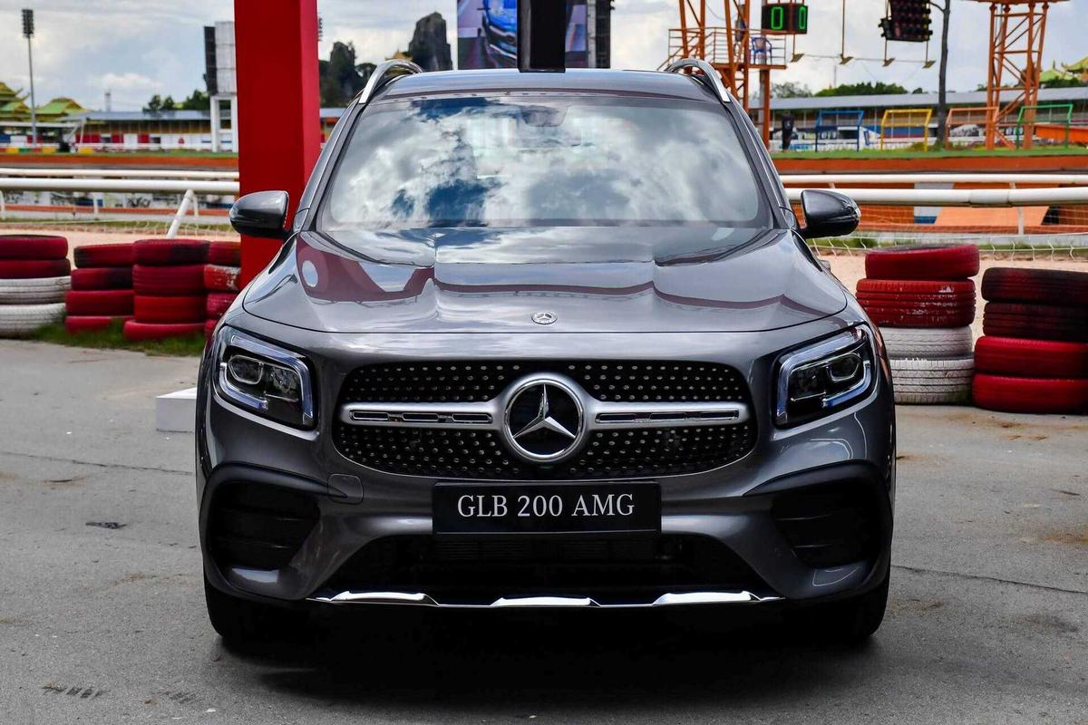 Mercedes GLB 200 AMG