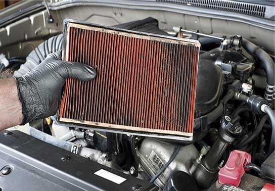 5 Hạng mục bảo dưỡng xe ô tô mà bạn có thể tự làm tại nhà