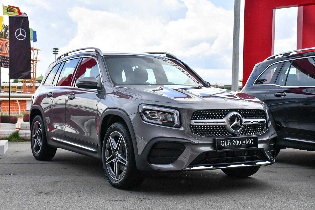 Mercedes GLB 200 AMG