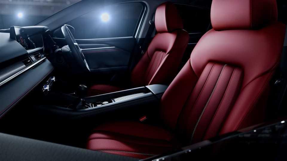 Nội thất Mazda 6