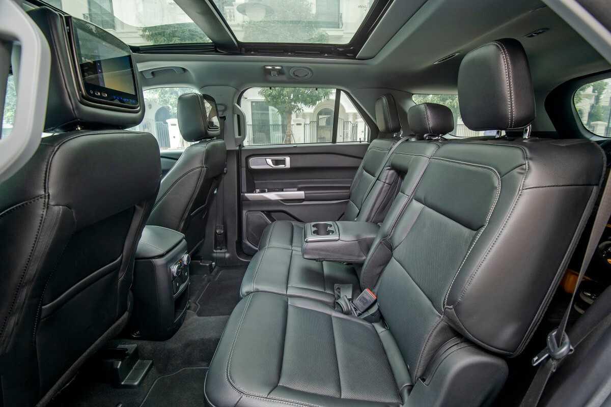 Hàng ghế rộng rãi