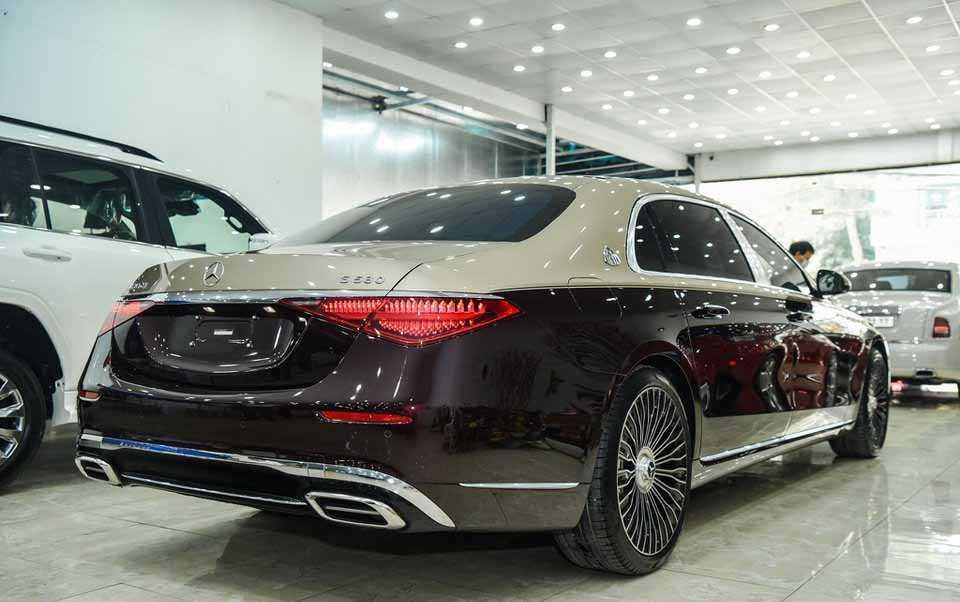 Đu&ocirc;i xe Mercedes-Maybach S 580 