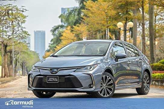 Những mẫu xe ra mắt khách Việt trong tháng 3