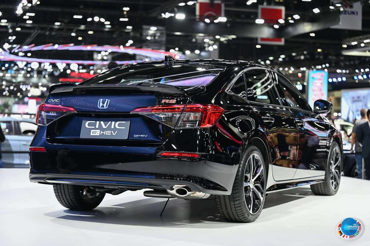 Honda Civic e:HEV ra mắt, giá bán từ 34.300 USD-3