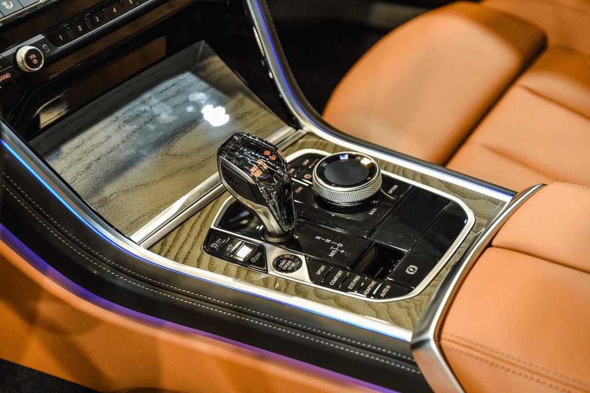 Nội thất BMW 8-Series
