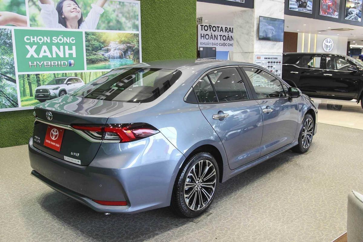 Toyota Corolla Altis