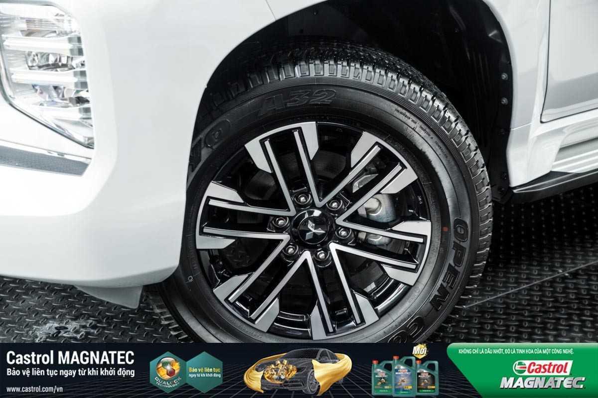 Mitsubishi Pajero Sport