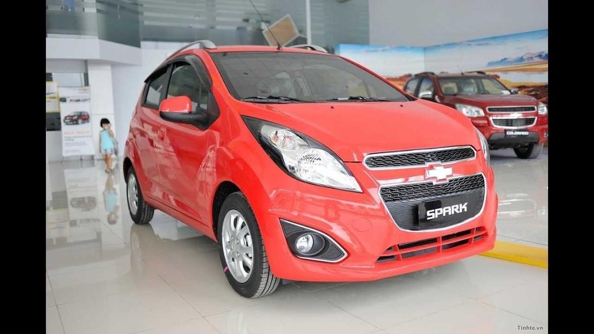 Chevrolet Spark 5 chỗ 2013