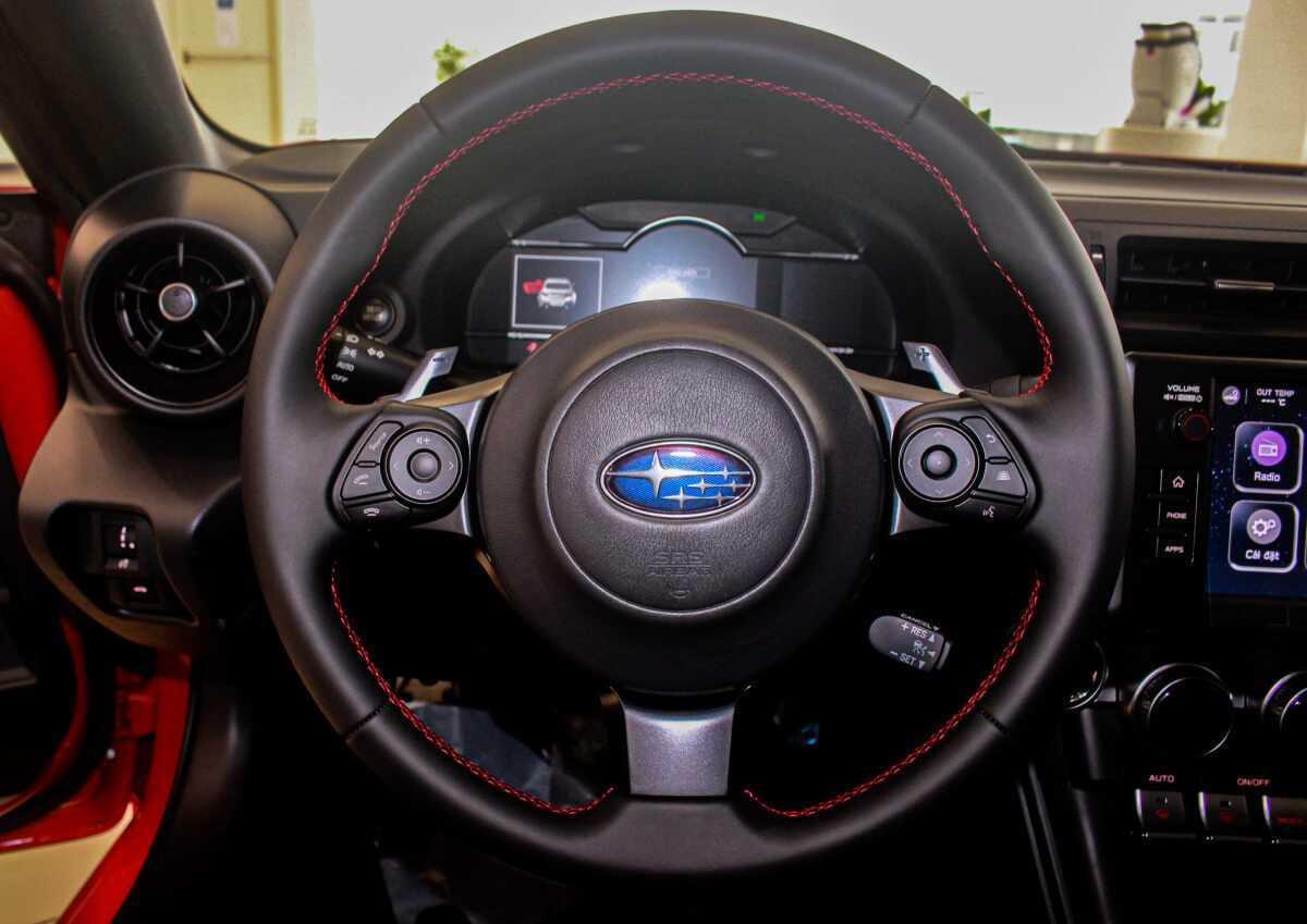 Subaru BRZ: xe thể thao nhập khẩu từ Nhật, giá 1,9 tỷ đồng-5