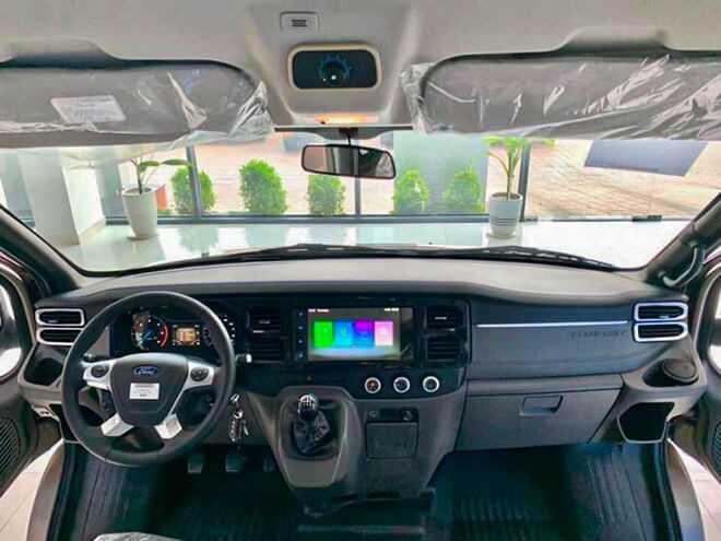 Ford Transit mới ra mắt, giá từ 845 triệu đồng-5