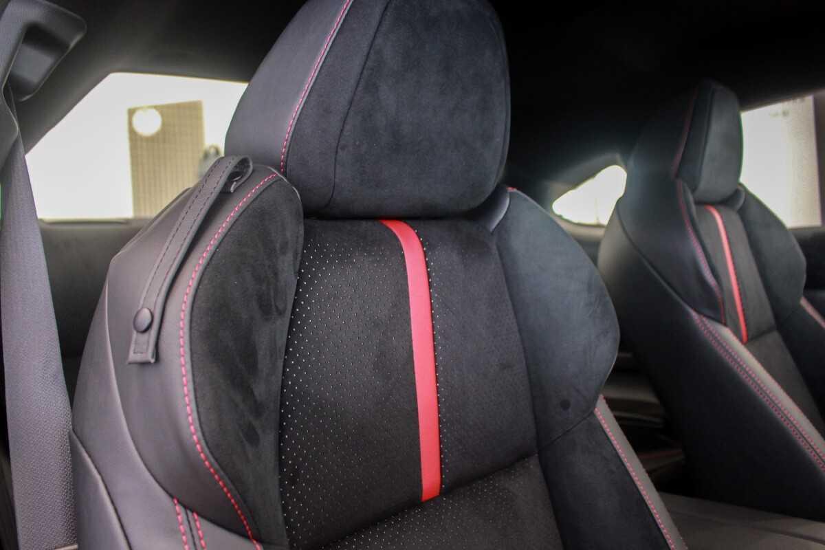 Subaru BRZ: xe thể thao nhập khẩu từ Nhật, giá 1,9 tỷ đồng-10