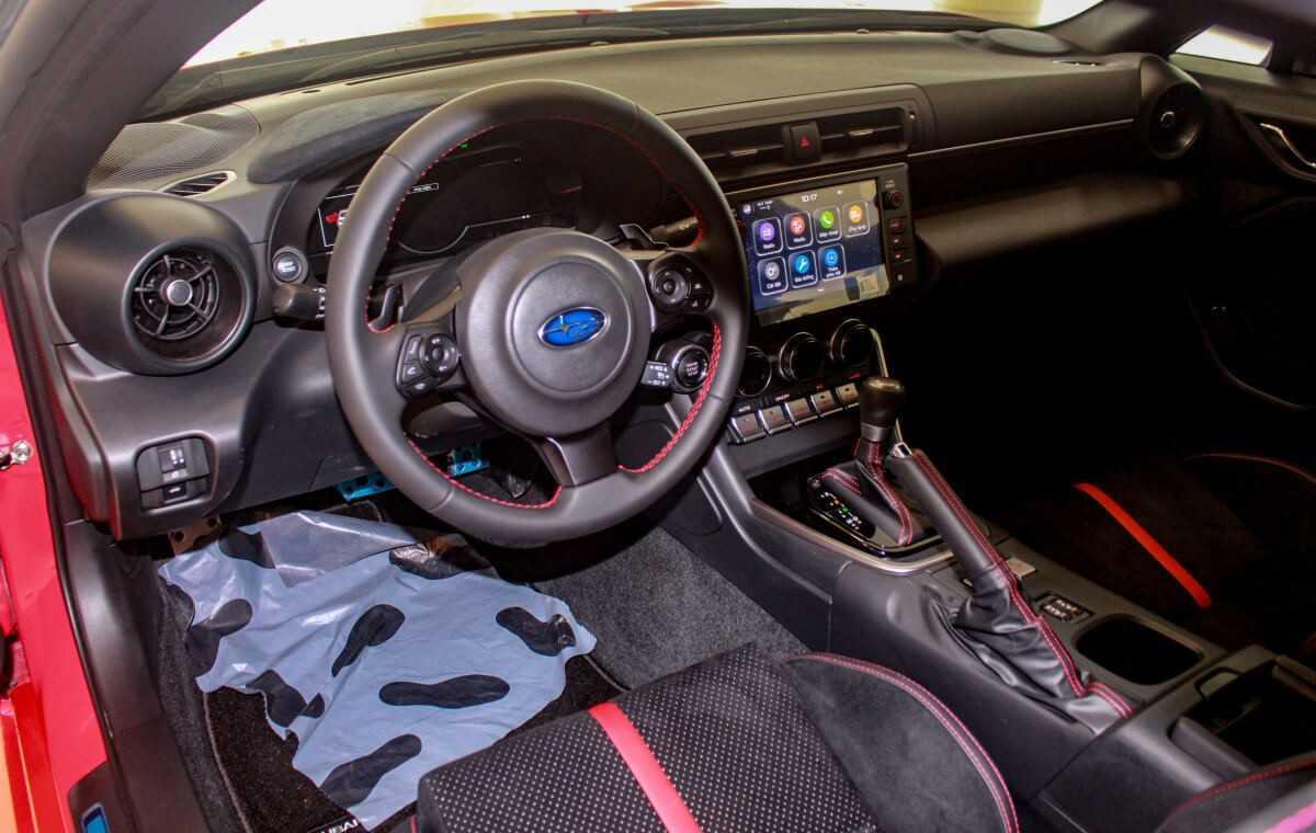 Subaru BRZ: xe thể thao nhập khẩu từ Nhật, giá 1,9 tỷ đồng-9