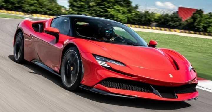 Ferrari SF90 Stradale