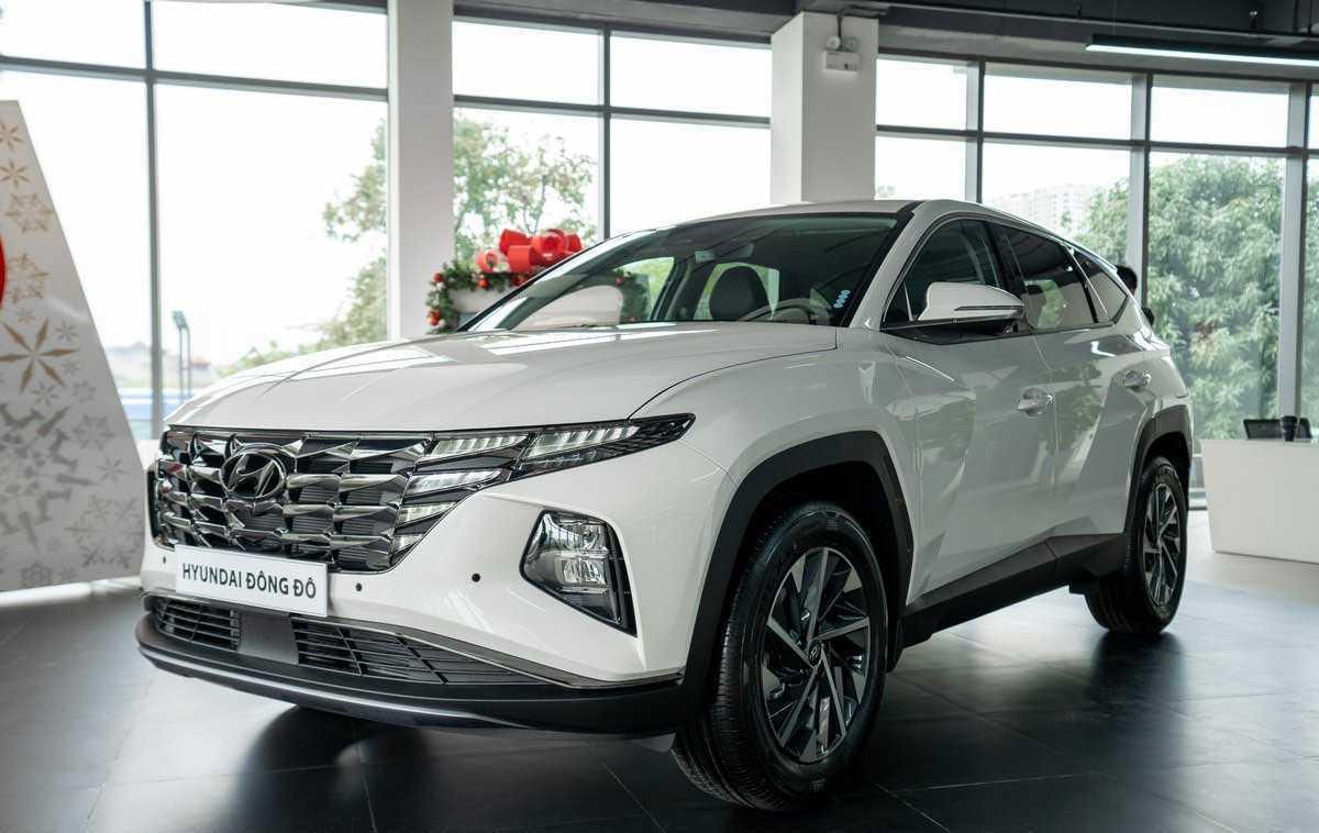 Chọn Mitsubishi Outlander hay Hyundai Tucson khi có 900 triệu- 10