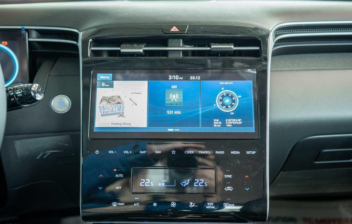 Chọn Mitsubishi Outlander hay Hyundai Tucson khi có 900 triệu- 6