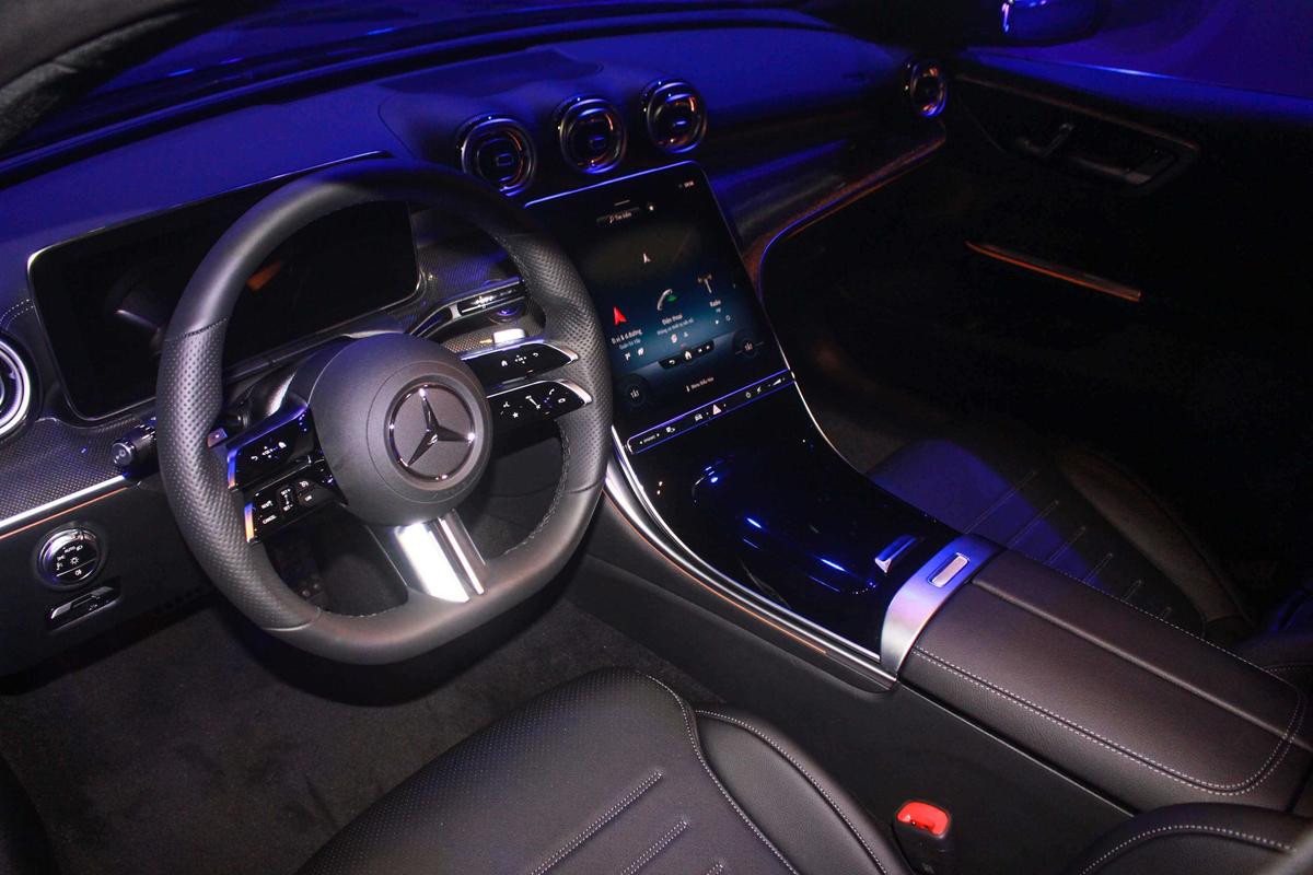 Mercedes C-class 2022 giá bán từ 1,67 tỷ đồng-6