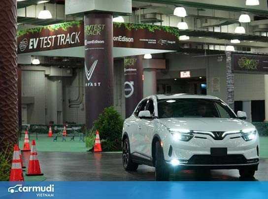 VinFast công bố giá thuê pin tại Mỹ, kích hoạt giao dịch NFT