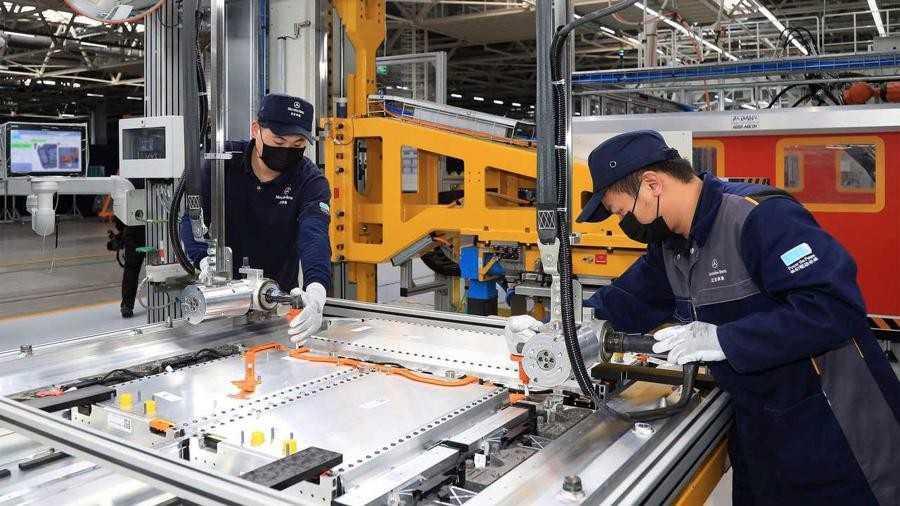 Nhu cầu mua xe điện toàn cầu vẫn tăng mạnh bất chấp giá bán tăng vọt-2