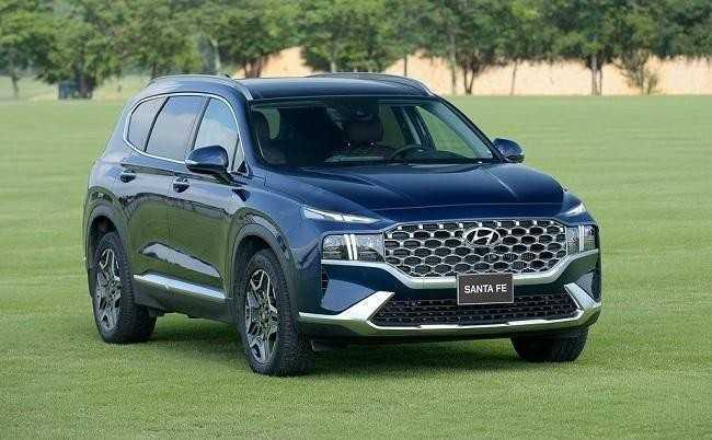 10. Hyundai SantaFe: 1.201 chiếc